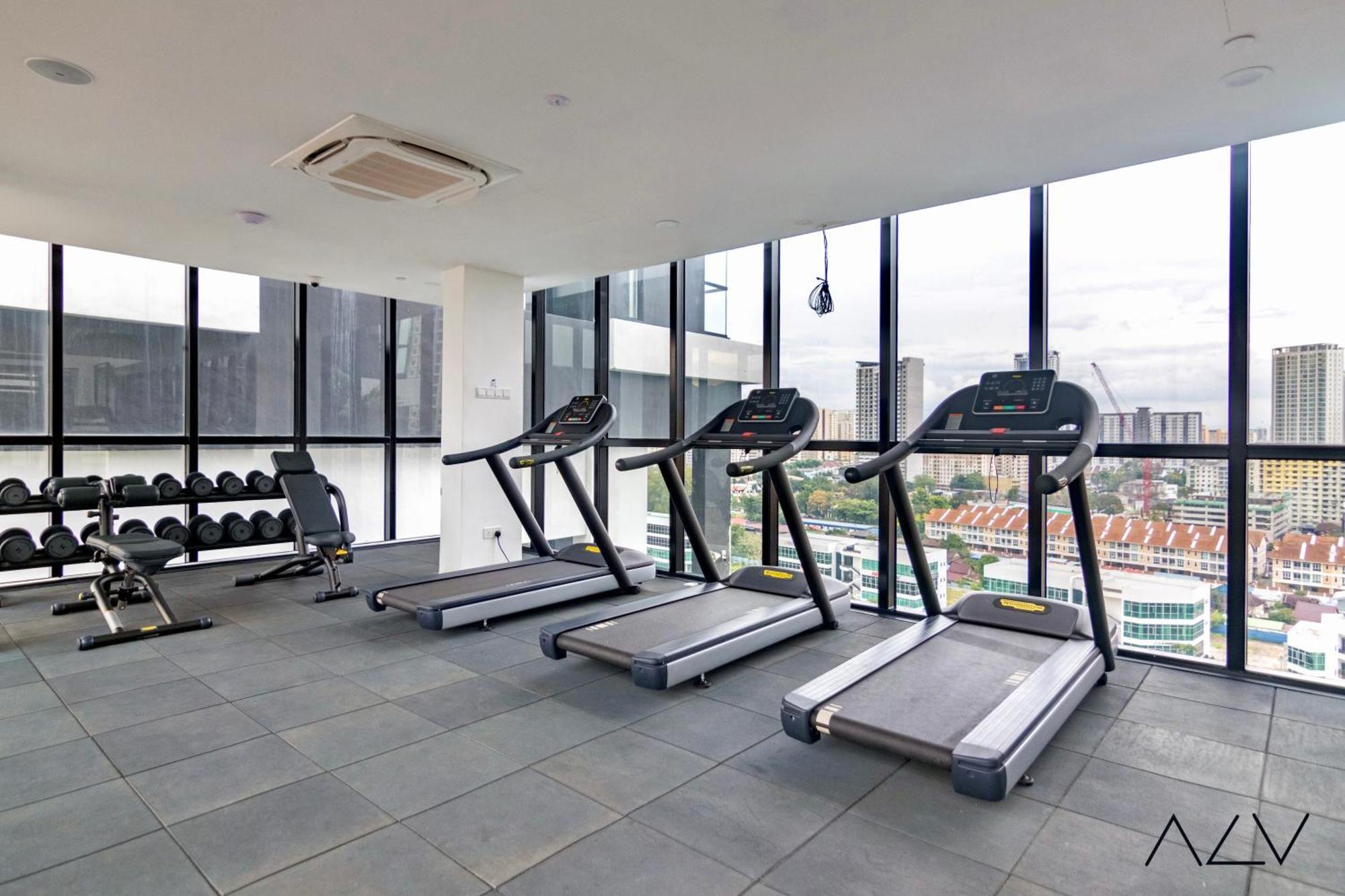 Jelutong Urban Suites, Spectre Collection By Stellar Alv المظهر الخارجي الصورة