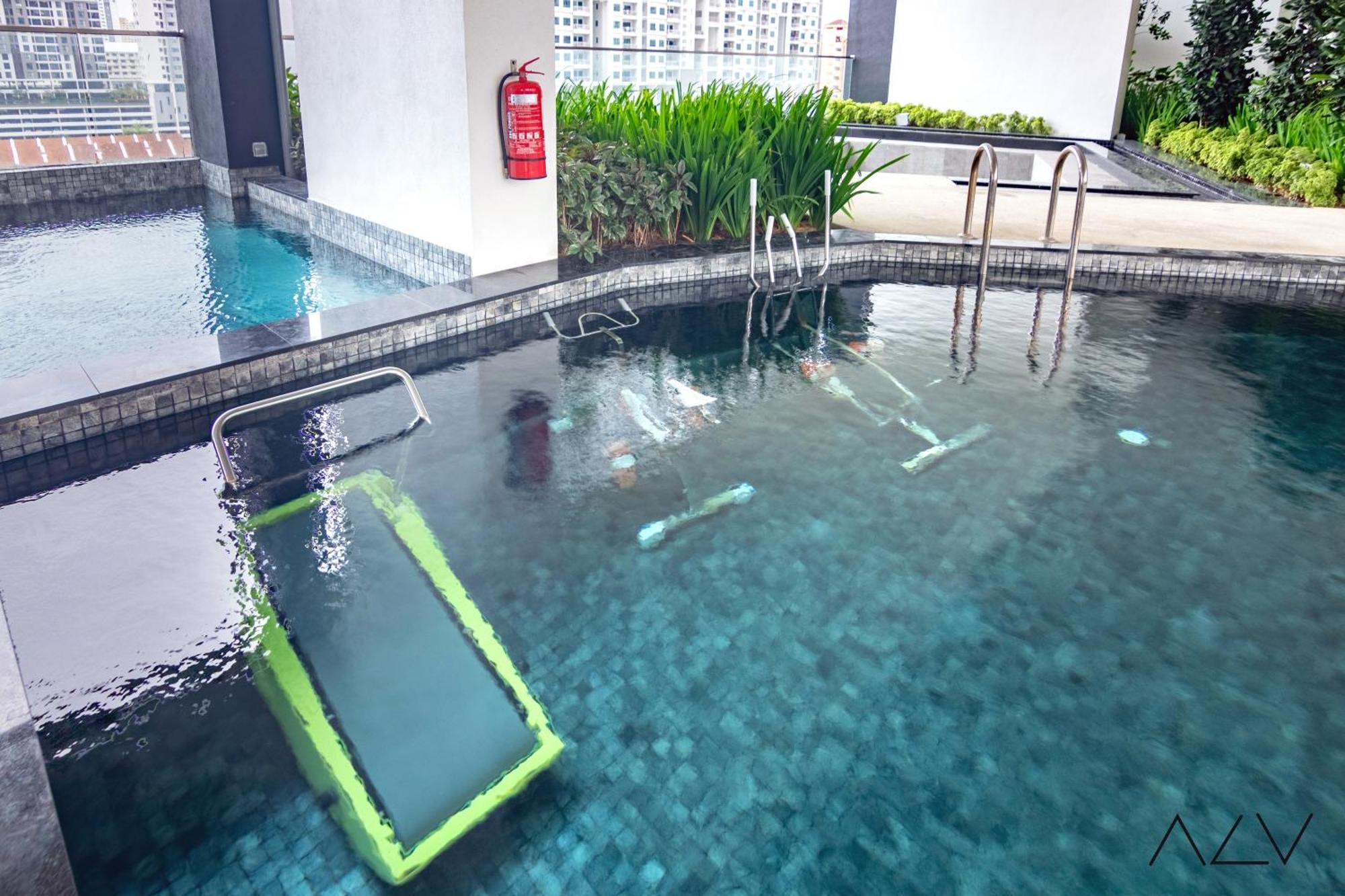 Jelutong Urban Suites, Spectre Collection By Stellar Alv المظهر الخارجي الصورة